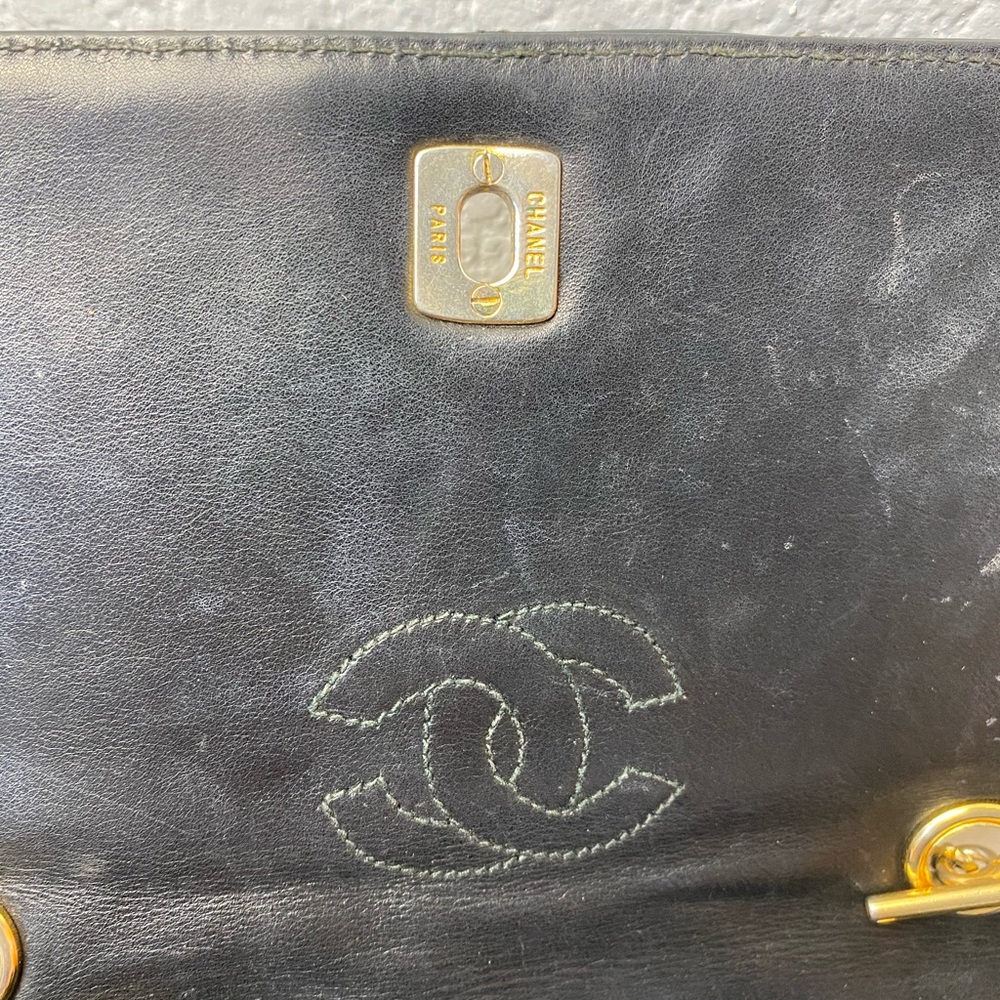 ❌SOLD ON E🅱️🅰️Y❌CHANEL CC black quilted shoulder bag CC logo turn lock Bag 💮 - Picture 12 of 17